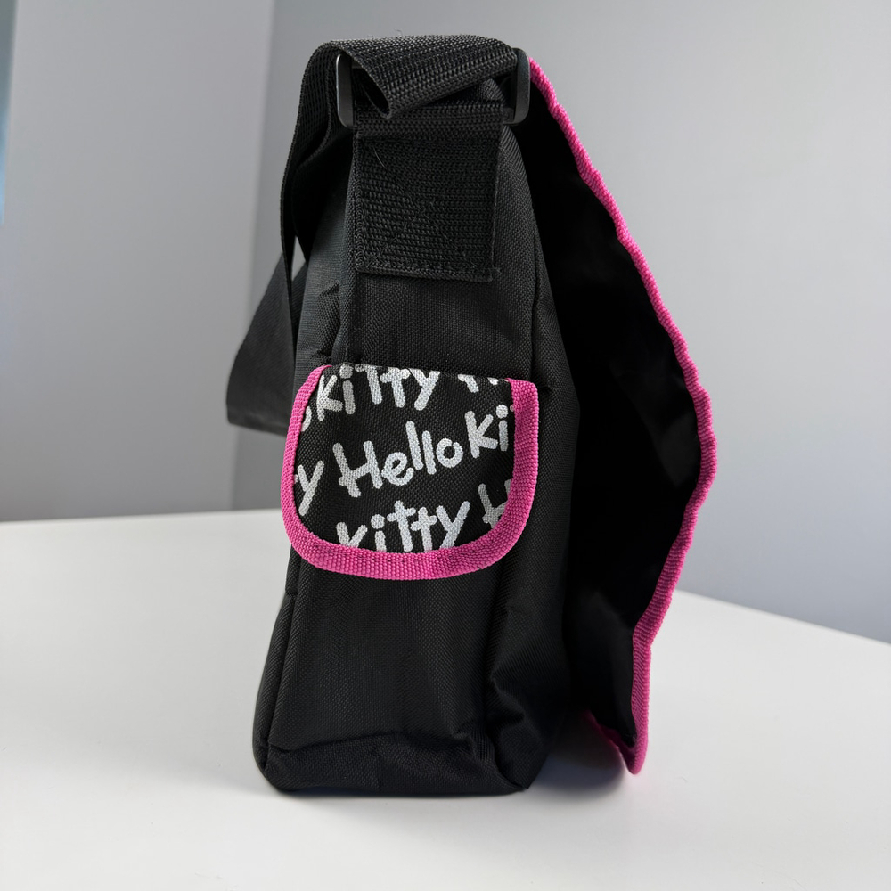 Sanrio official Hello Kitty Messenger Bag Black Pink - Picture 4 of 13